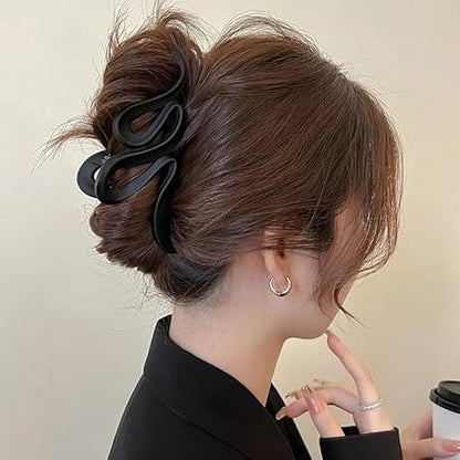 Juno Wave Hair Claw Clip